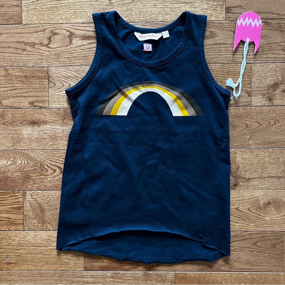 Munster Kids size 6 NWT navy rainbow singlet